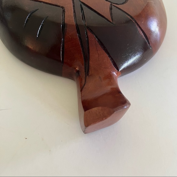 Wood Carved Leaf Design Serving Dish for Snacks Vintage Aruba Road Runner Floral - Picture 10 of 13